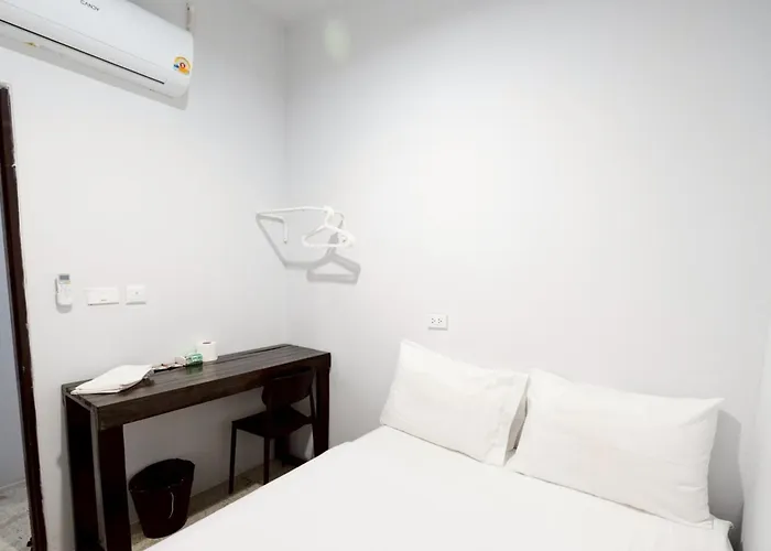Mitr Khaosan Tanow Road Apartment