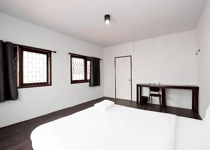 Mitr Khaosan Tanow Road Apartment *